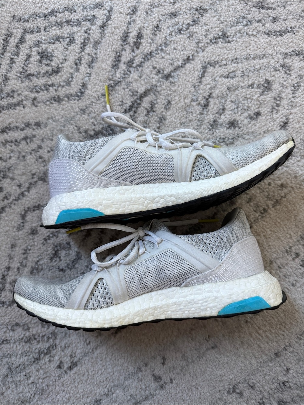 Women’s Adidas x Stella McCartney Cloudfoam White Knit Running Shoes - Picture 3 of 7